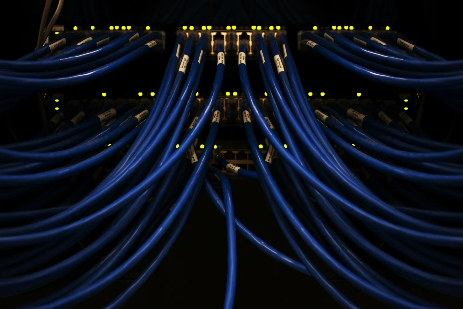 Server-Infrastruktur für Webhosting und Domains von DAST Media